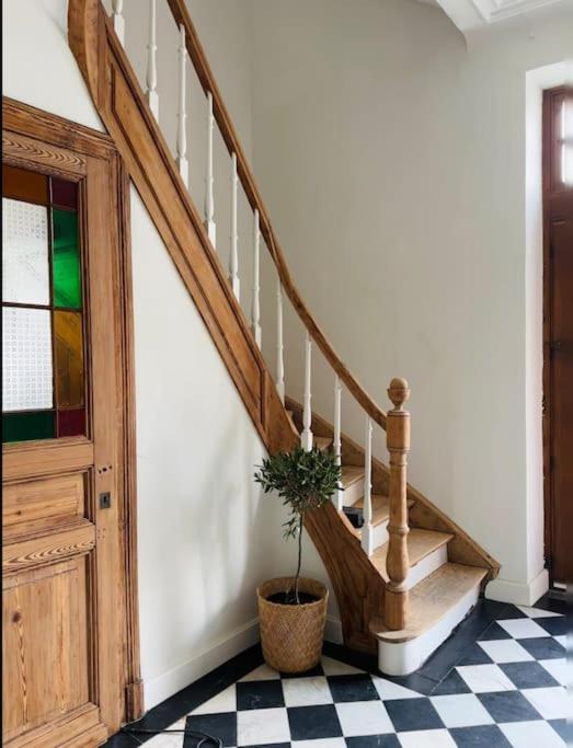 Maison Comtale Рошфор Екстер'єр фото