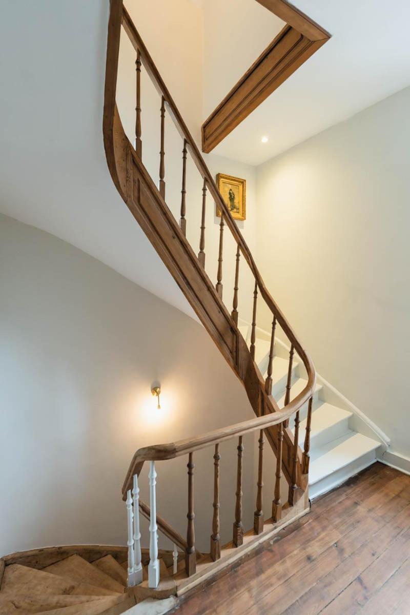 Maison Comtale Рошфор Екстер'єр фото